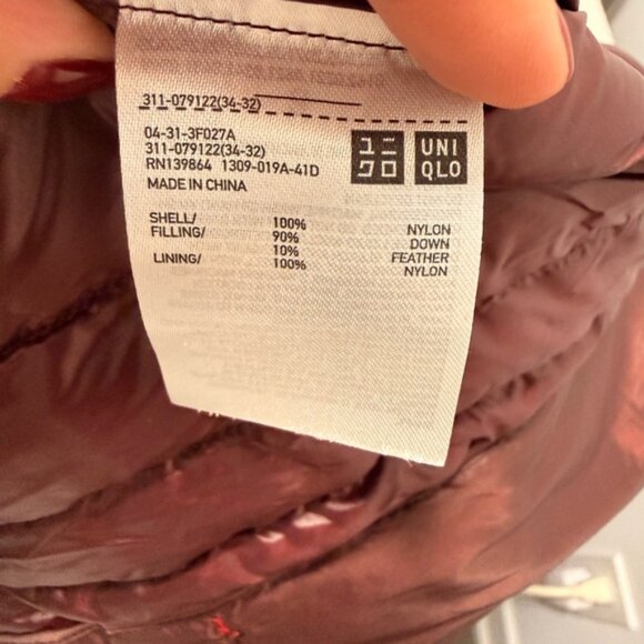 Uniqlo Men's Ultra Light Vibrant Red Puffer Jacket size XS - Picture 9 of 9